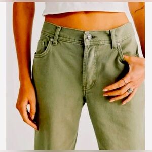 Old Navy High Rise Green Jeans Versatile Style